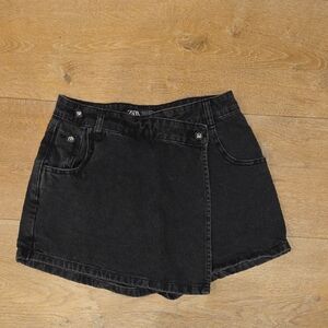 Zara Washed Black Denim Skort Size M